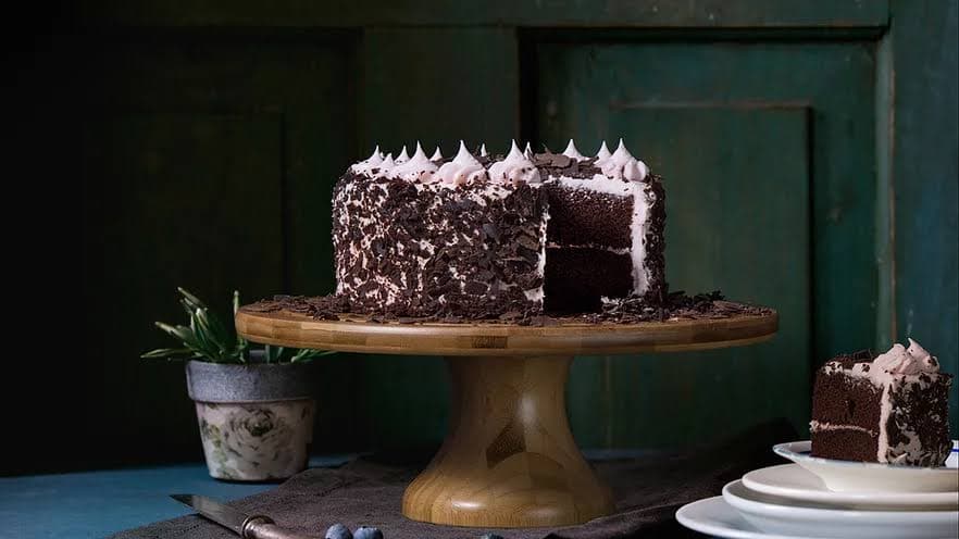 Cakes view 2
