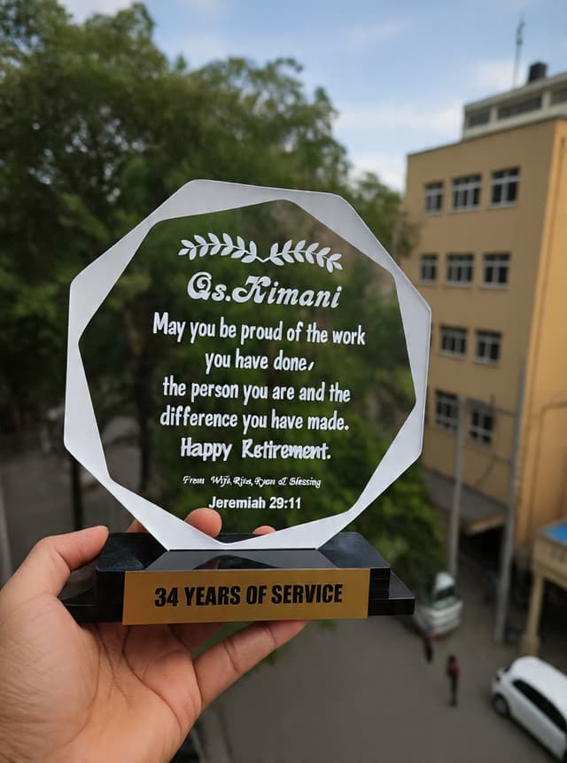 7-inch Acrylic octagon award