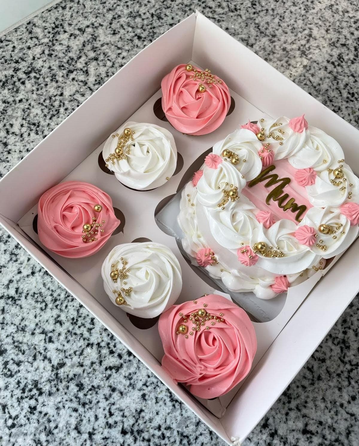 Bento cakes